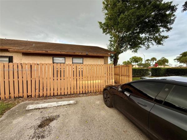 6703 NW 192nd Ter #6703, Hialeah, Florida 33015, image 1