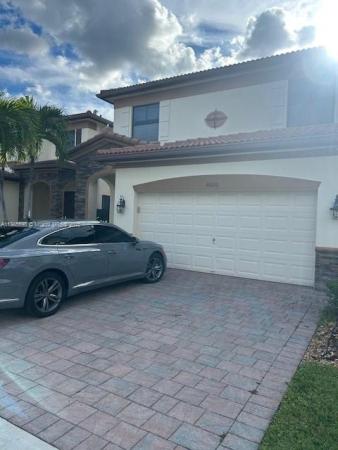 Isles At Grand Bay, 8660 NW 101st Pl #8660, Doral, Florida 33178, image 1