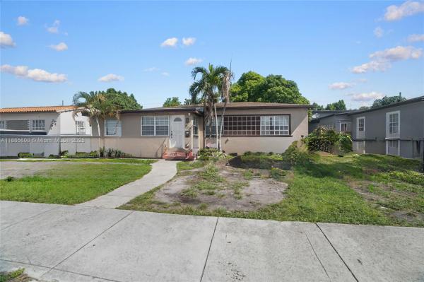Hialeah Residential, 479 E 32nd St, Hialeah, Florida 33013, image 1