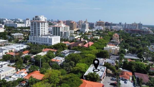 Salzedo Plaza, 1100 Salzedo St #3B, Coral Gables, Florida 33134, image 1