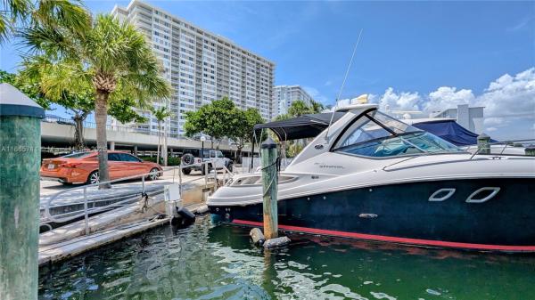 Arlen House Central, 300 Bayview Dr 206, Sunny Isles Beach, Florida 33160, image 1