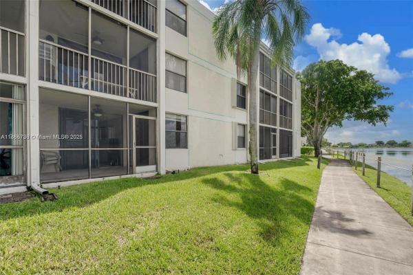 Lake Emerald, 109 Lake Emerald Dr #103, Oakland Park, Florida 33309, image 1