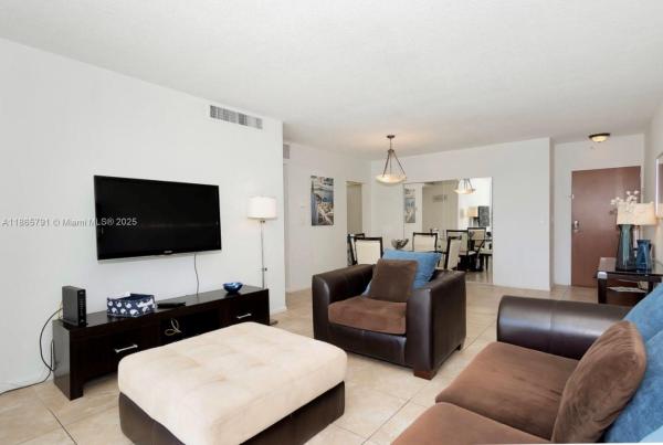 Tides On Hollywood Beach, 3901 S Ocean Dr #4U, Hollywood, Florida 33019, image 1