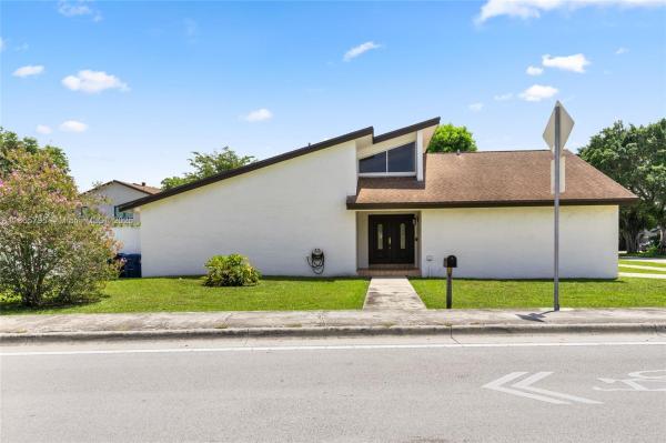 11621 SW 132nd Ave, Miami, Florida 33186, image 1