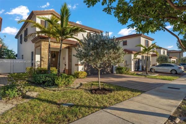 Aquabella, 10521 W 35th Way, Hialeah, Florida 33018, image 1
