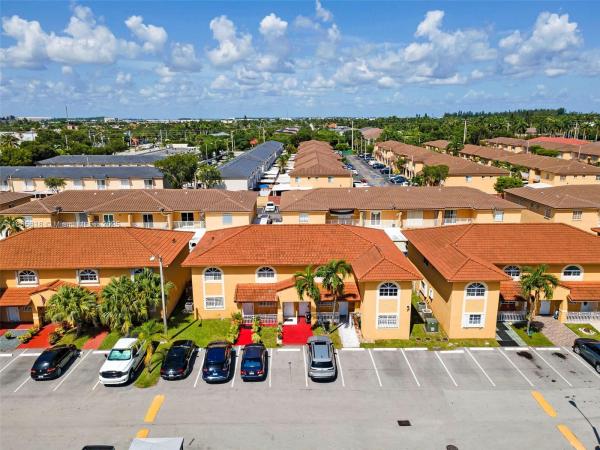 7698 W 34th Ln 10-202, Hialeah, Florida 33018, image 1