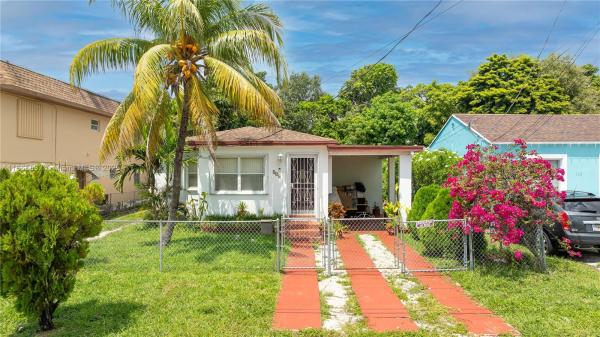 Riverside Farms, 926 NW 24th Ct, Miami, Florida 33125, image 1