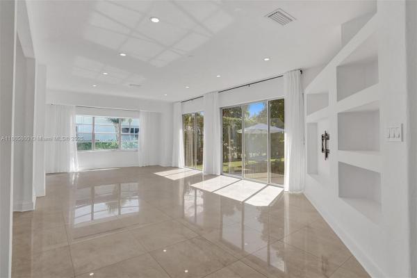 Hollywood Lakes, 1318 Jackson St, Hollywood, Florida 33019, image 1