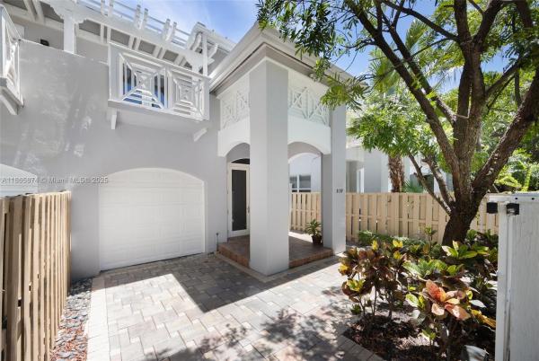 3109 Hibiscus St, Miami, Florida 33133, image 3
