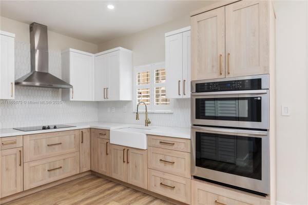 Villas Of Deerwood, 12230 SW 148th St, Three Lakes, Florida 33186, image 2