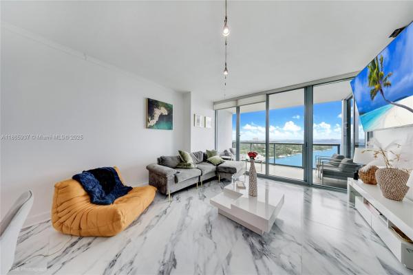 Blue On The Bay, 601 NE 36th St #1909, Miami, Florida 33137, image 1