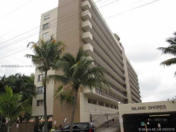 Island Shores, 2903 N Miami Beach Blvd #301, North Miami Beach, Florida 33160, image 1
