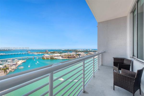One Miami East, 335 S Biscayne Blvd #UPH-10, Miami, Florida 33131, image 1