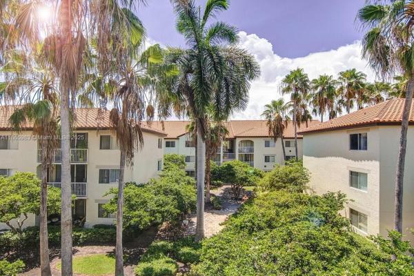 Waterways Village, 3605 NE 207th St #4305, Aventura, Florida 33180, image 1