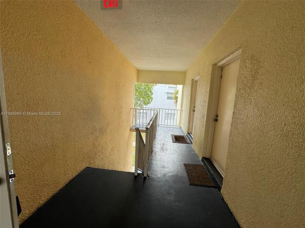 415 Executive Center Dr #203, West Palm Beach, Florida 33401, image 1