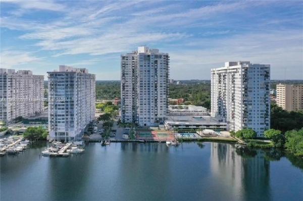 Commodore Plaza Tower, 2750 NE 183rd St 1801, Aventura, Florida 33160, image 1