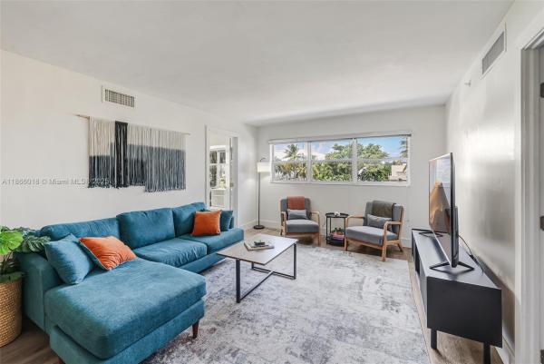 Octagon Towers, 1881 Washington Ave #4B, Miami Beach, Florida 33139, image 1