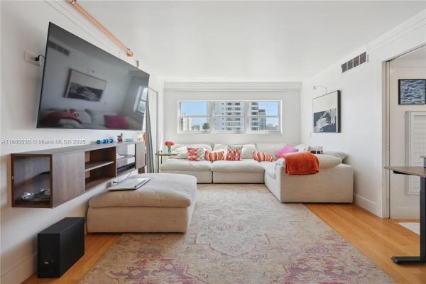 Octagon Towers, 1881 Washington Ave #7F, Miami Beach, Florida 33139, image 1