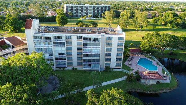 Environ 1, 7051 Environ Blvd #431, Lauderhill, Florida 33319, image 1