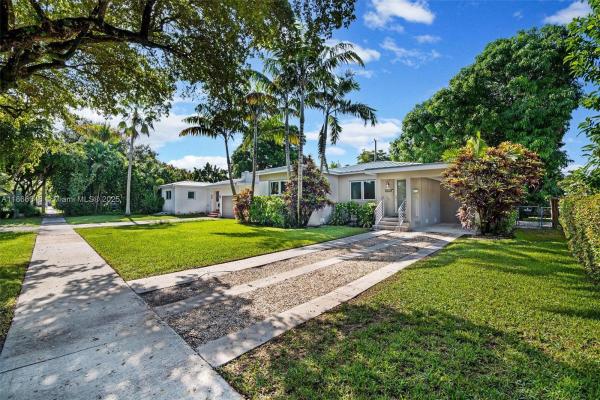6320 NW 41st St, Virginia Gardens, Florida 33166, image 1