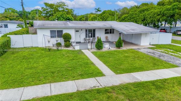 Cravero Cloverleaf Estates, 870 NW 170th Ter, Miami Gardens, Florida 33169, image 2