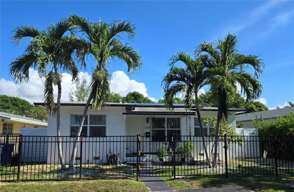 Hollywood Little Ranches, Hollywood, Florida 33020, image 1