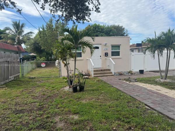 Hollywood Beach Gardens, 5740 Buchanan St 0, Hollywood, Florida 33021, image 1