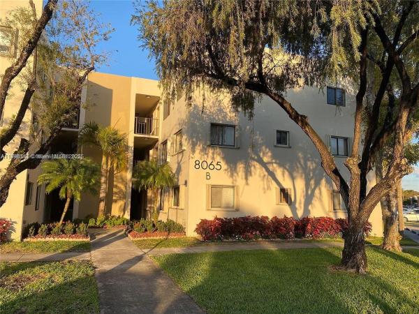 8065 SW 107 Ave 202, Unincorporated Dade County, Florida 33173, image 1
