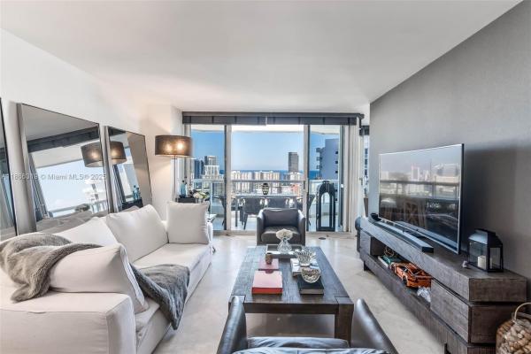 North Tower At The Point, 21205 Yacht Club Dr 3001, Aventura, Florida 33180, image 1