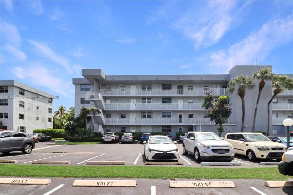 Royal Park, 110 Royal Park Dr #3C, Oakland Park, Florida 33309, image 1