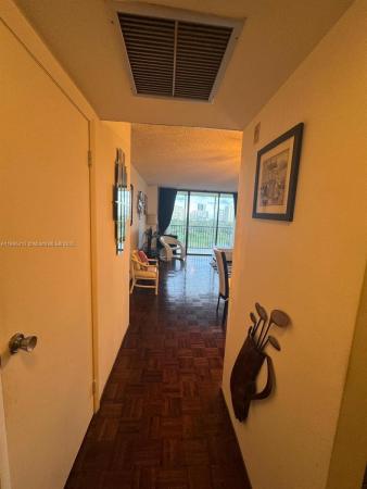 Coronado Towers, 20335 W Country Club Dr 1105, Aventura, Florida 33180, image 1