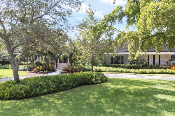 Pine Bay Estates, 5780 Las Palmas Dr, Coral Gables, Florida 33156, image 1