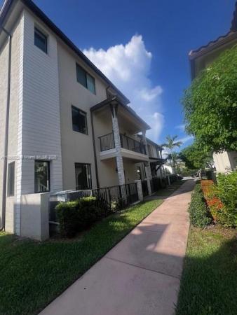 4803 NW 83rd Ct, Doral, Florida 33166, image 1