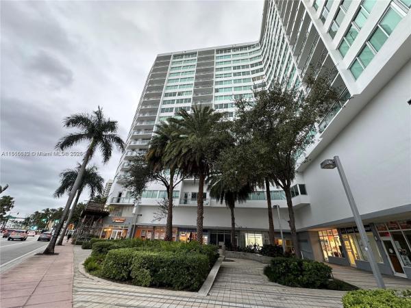 Burleigh House, 7135 Collins Ave #1523, Miami Beach, Florida 33141, image 1
