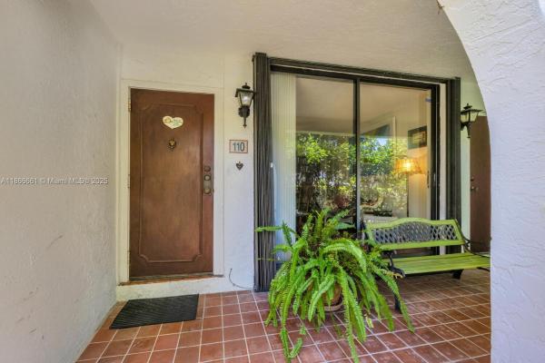 Grapetree Townhouses Of Key Biscayne, 265 Grapetree Dr #110, Key Biscayne, Florida 33149, image 3