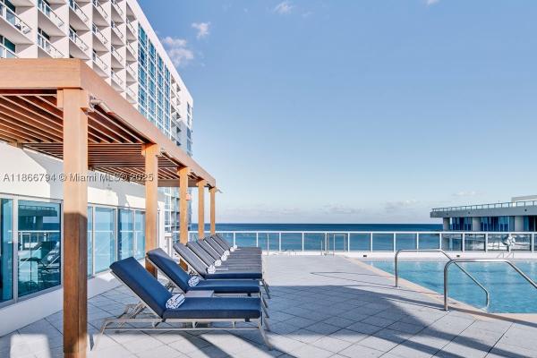 Central Carillon Beach, 6801 Collins Ave #818, Miami Beach, Florida 33141, image 3