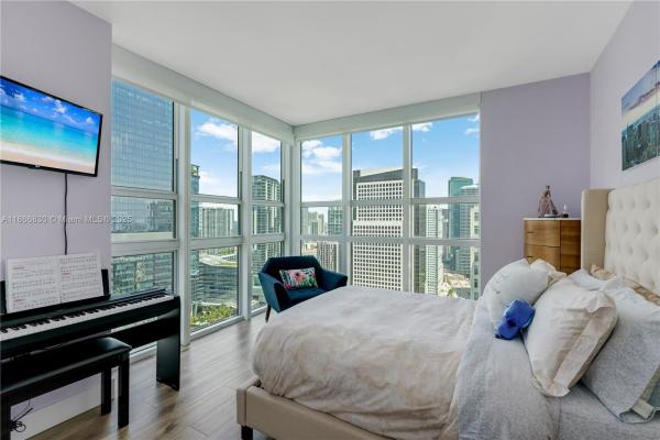 The Plaza On Brickell West, 951 Brickell Ave #3601, Miami, Florida 33131, image 2