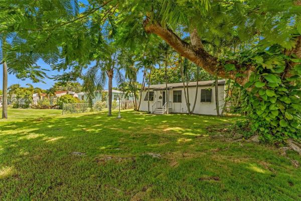 Allamanda Park, 925 NW 4th Ave, Homestead, Florida 33030, image 3