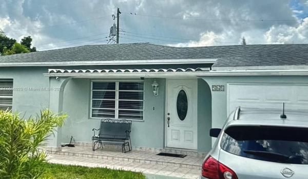 Tamiami Gardens, 560 SW 71st Ct, Miami, Florida 33144, image 3
