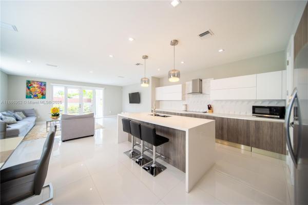 Silver Bluff Homesites, 3653 SW 26th St #3653, Miami, Florida 33133, image 1