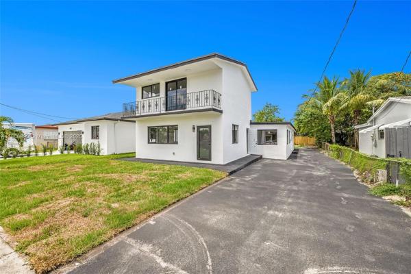 Carver Ranches, 5413 SW 23rd St, West Park, Florida 33023, image 2