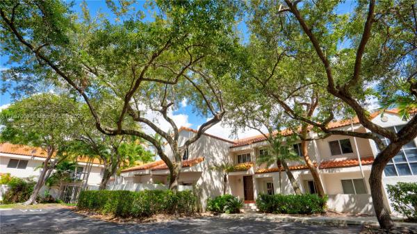 10953 SW 75th St, Unincorporated Dade County, Florida 33173, image 1