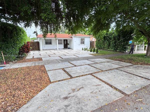 3911 SW 61st Ave, Miami, Florida 33155, image 1