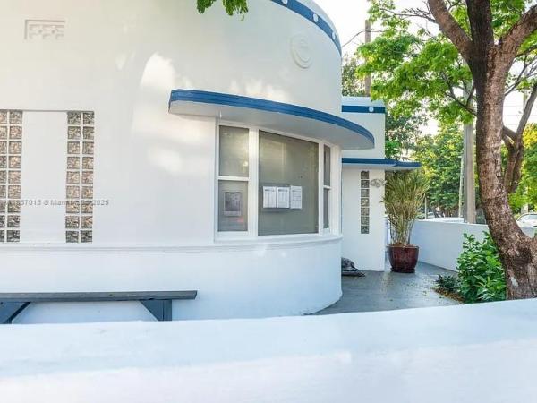 Haynsworth Beach, 8101 Harding Ave, Miami Beach, Florida 33141, image 1