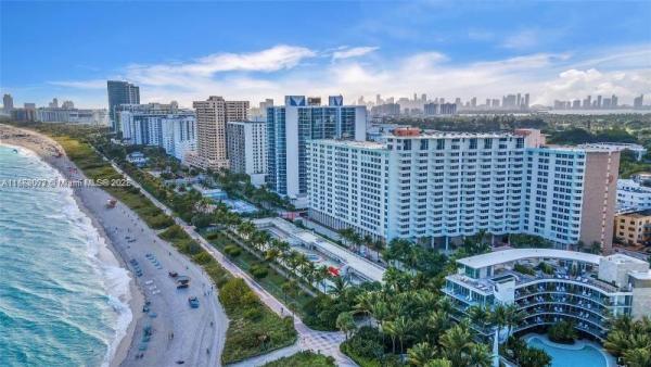 Triton Tower, 2899 Collins Ave #1516, Miami Beach, Florida 33140, image 2