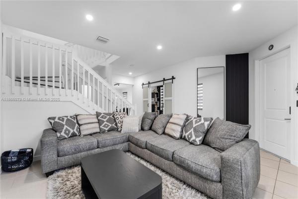 Artesa At Coco Palm Estates, 11505 SW 250th St, Princeton, Florida 33032, image 2