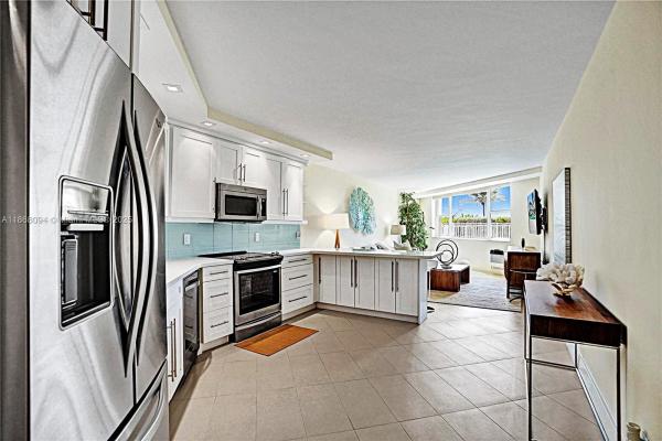 Taromina, 1936 S Ocean Dr #21D, Hallandale Beach, Florida 33009, image 1