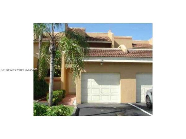 Las Palmas Townhomes At Pembroke Lakes South, 1621 SW 120th Ave #1621, Pembroke Pines, Florida 33025, image 1