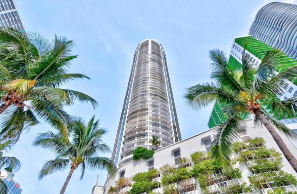 Opera Tower, 1750 N Bayshore Dr 2804, Miami, Florida 33132, image 1