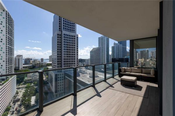 Reach Brickell City Centre, 68 SE 6th St #1611, Miami, Florida 33131, image 1